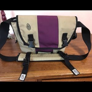 Timbuktu mini messenger bag